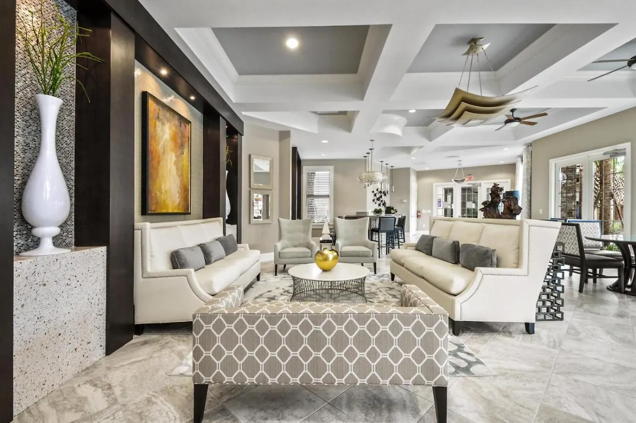 5532 Misty Oak Circle Villa Davenport