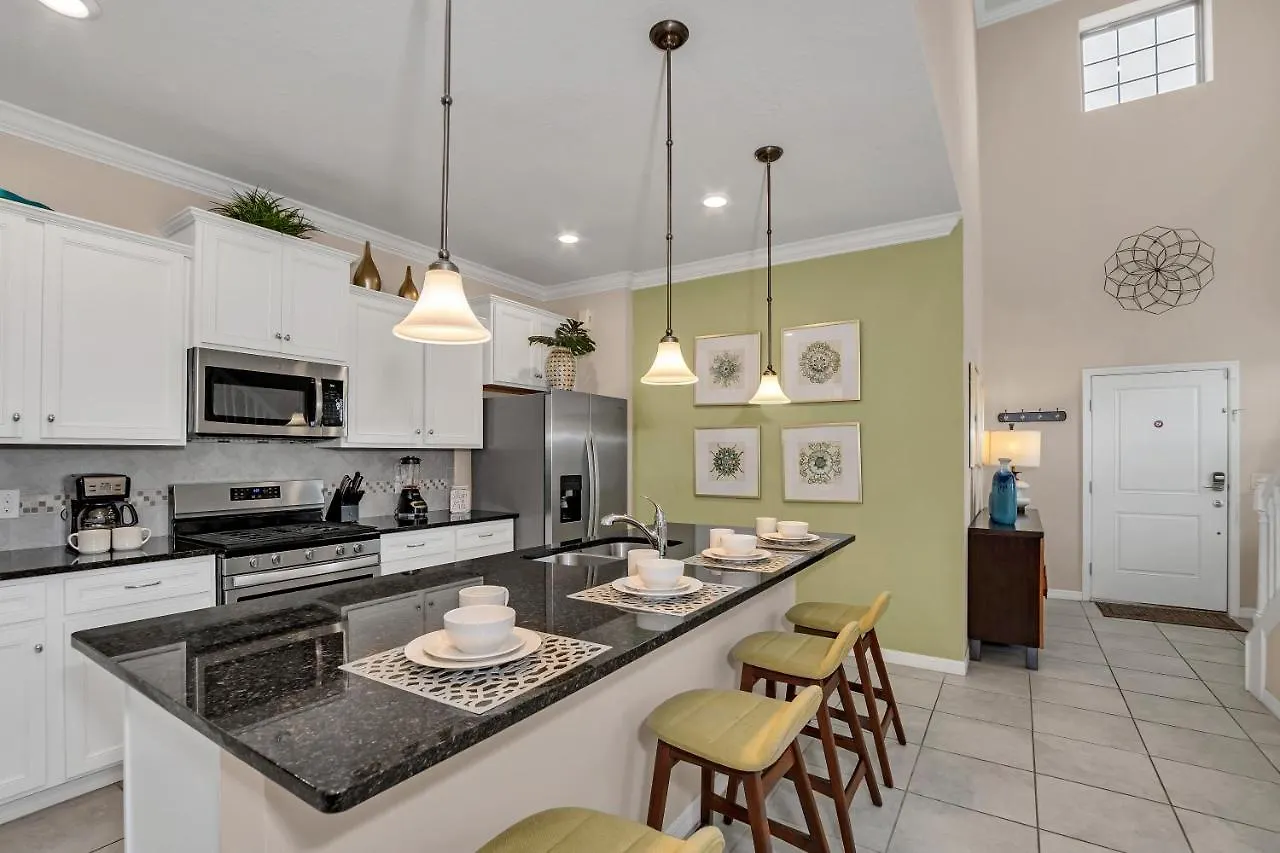 5532 Misty Oak Circle Villa Davenport