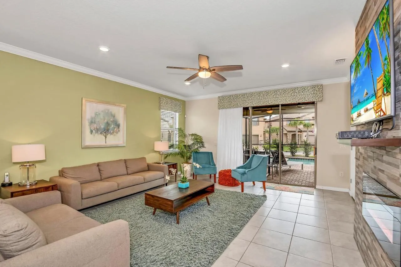 5532 Misty Oak Circle Villa Davenport United States